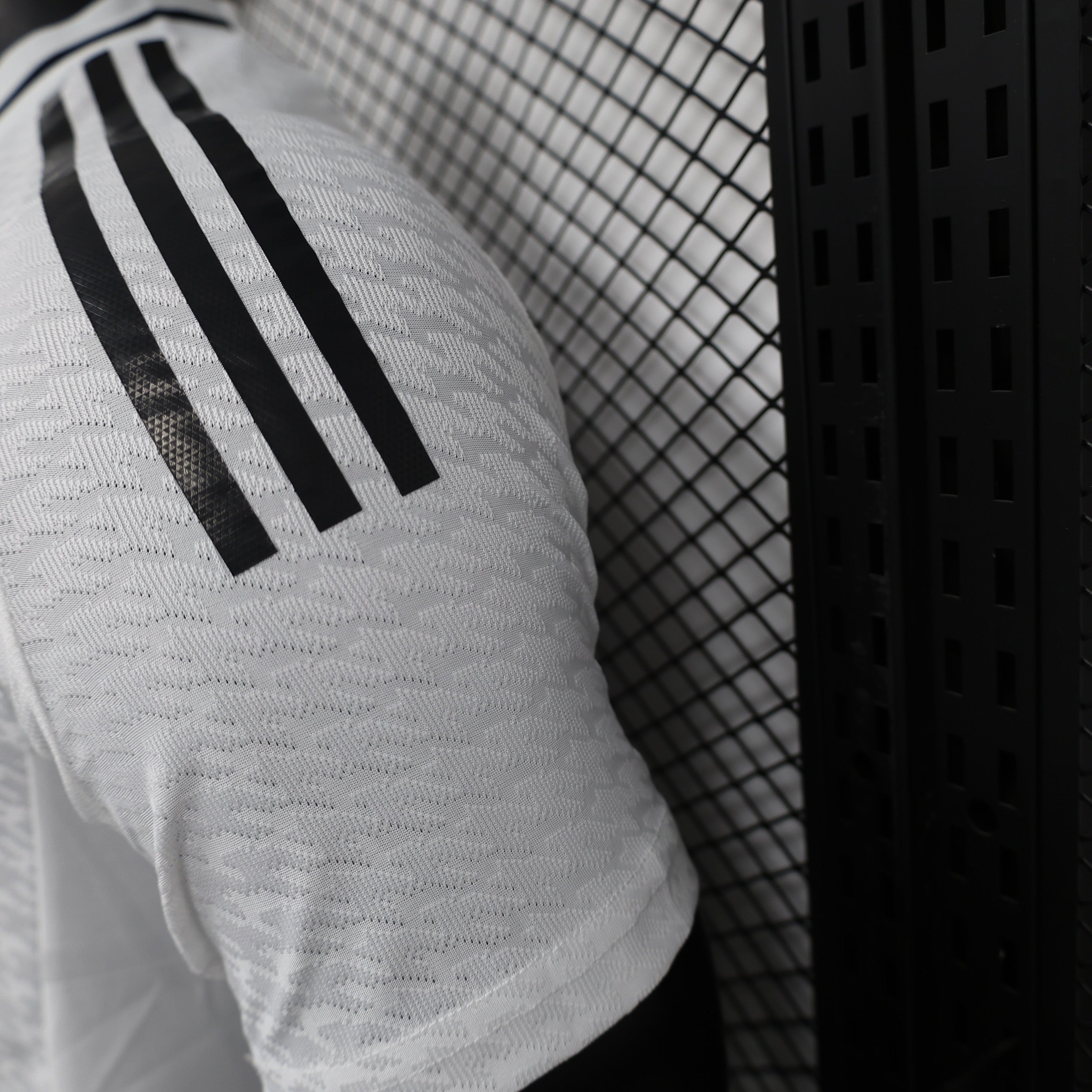 R Madrid Home 24-25 - Players Version