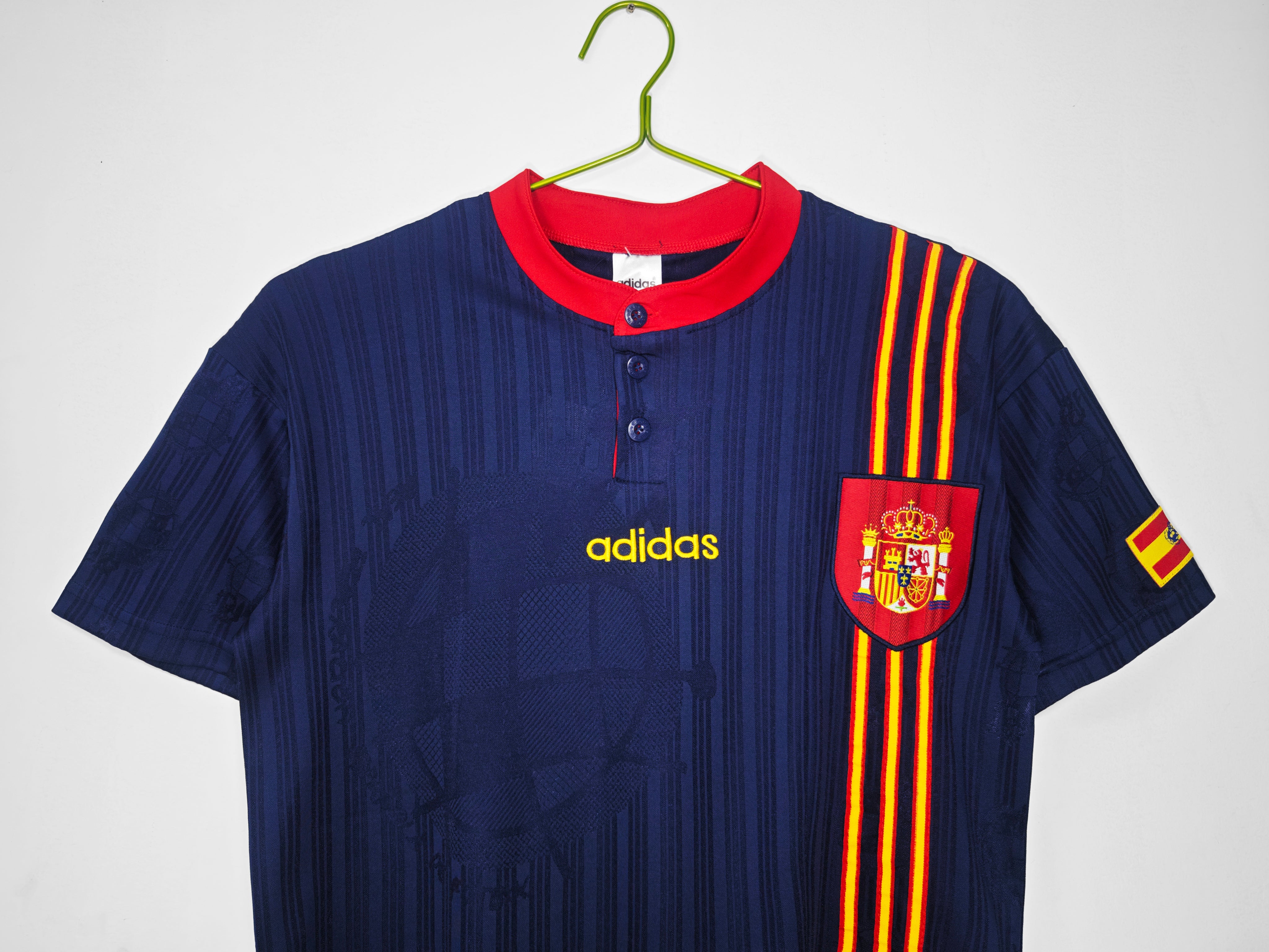 Spain 1996 Away - Retro Shirt