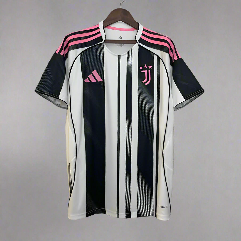 Juventus Home 2025-26 - Stadium Kit