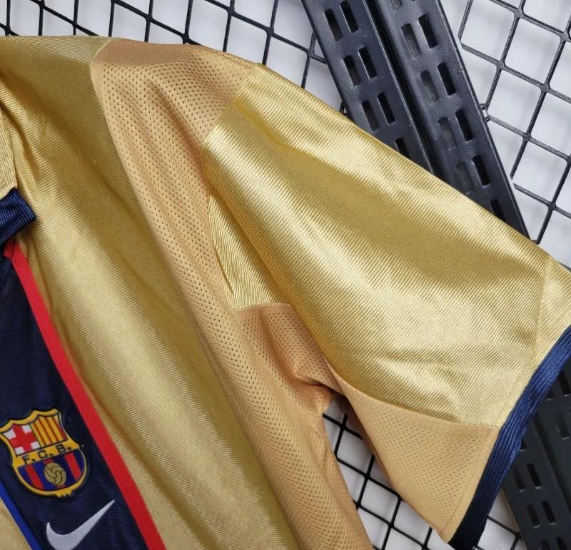 Barcelona 2001 Away - Retro Shirt