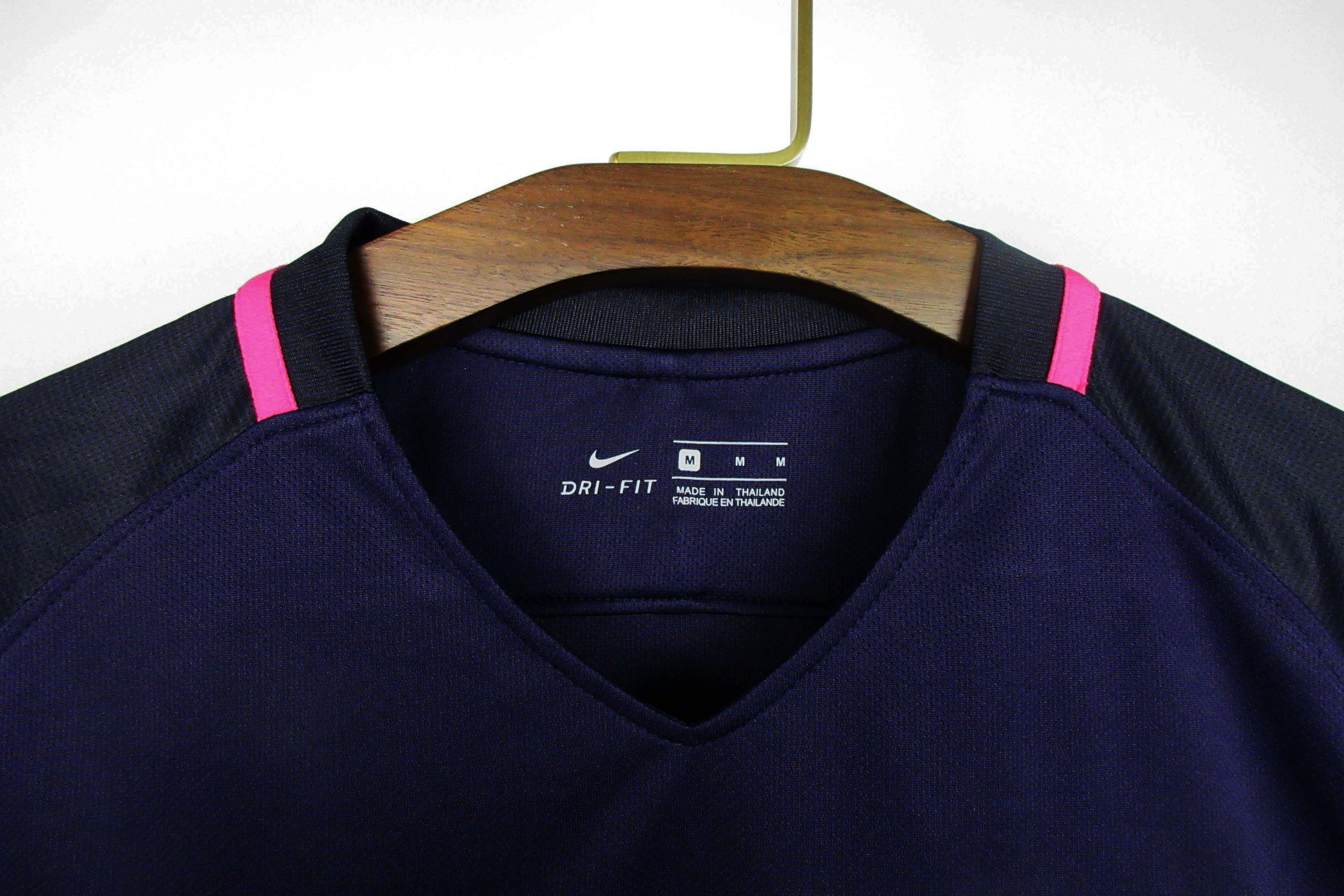 Barcelona 2016-17 Away - Retro Shirt