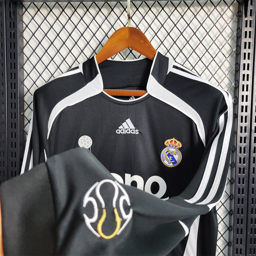 Real Madrid Away 2006-07 Retro Shirt (Full Sleeves)