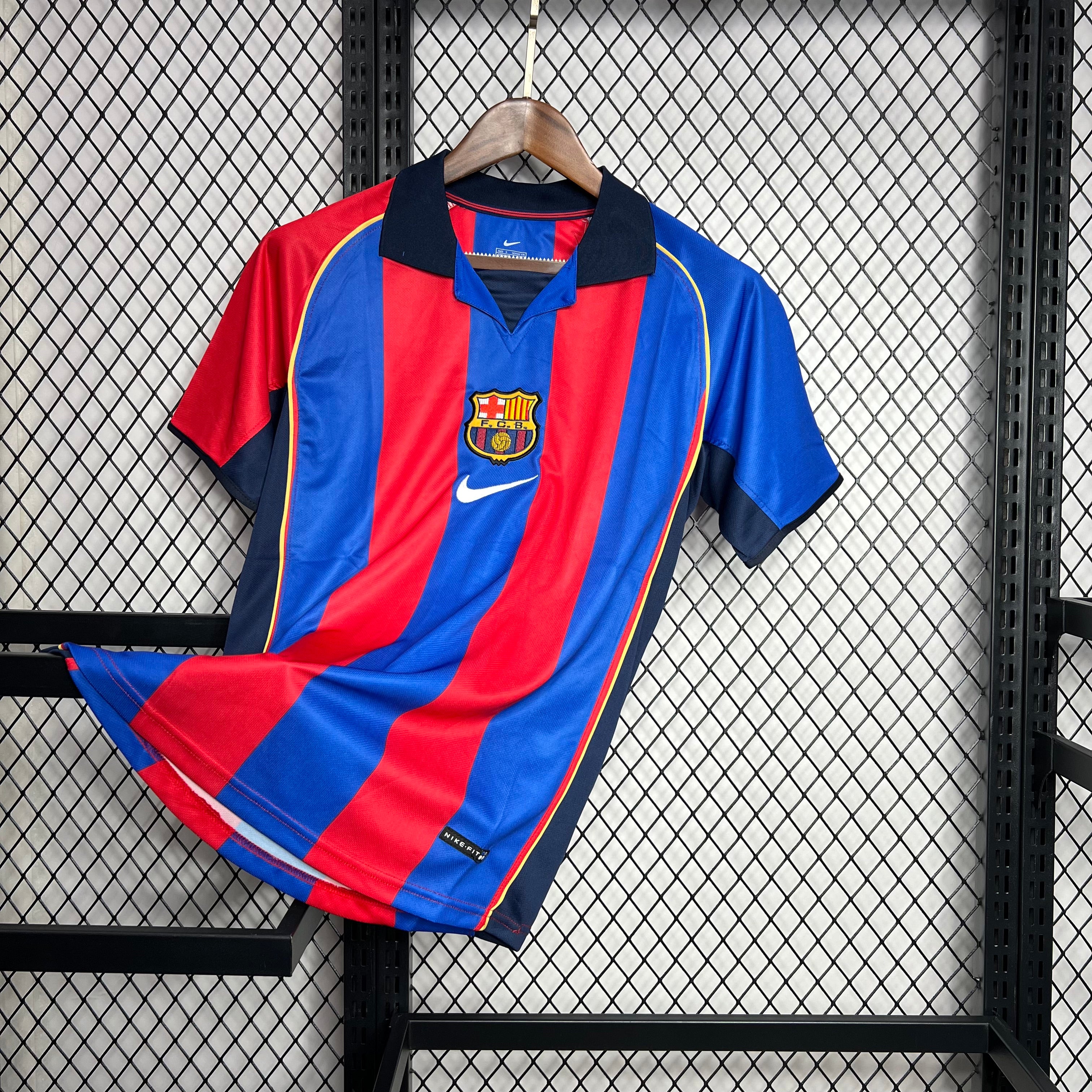 Barcelona Home 2001-02 - Retro Shirt