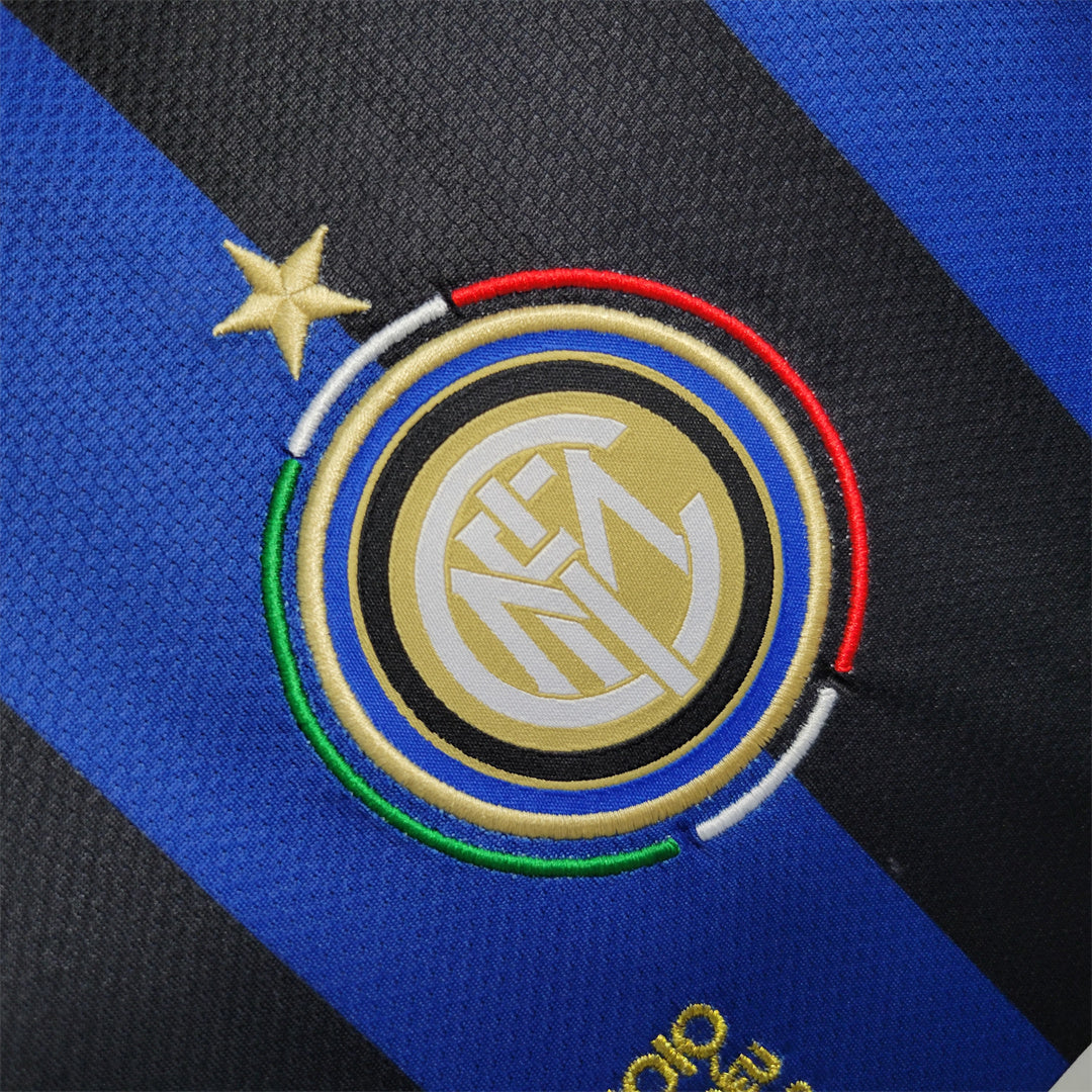 Inter Milan 2009-10 Home - Retro Shirt