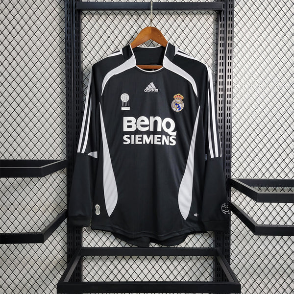 Real Madrid Away 2006-07 Retro Shirt (Full Sleeves)
