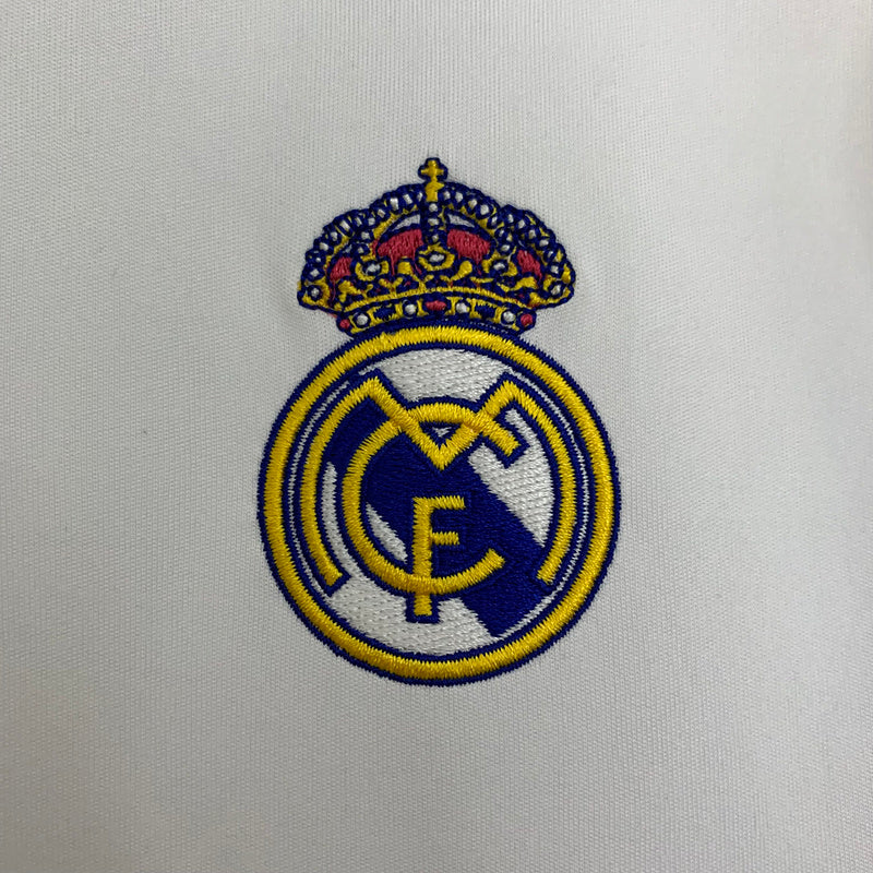 Real Madrid Home 2025-26 - Stadium Kit
