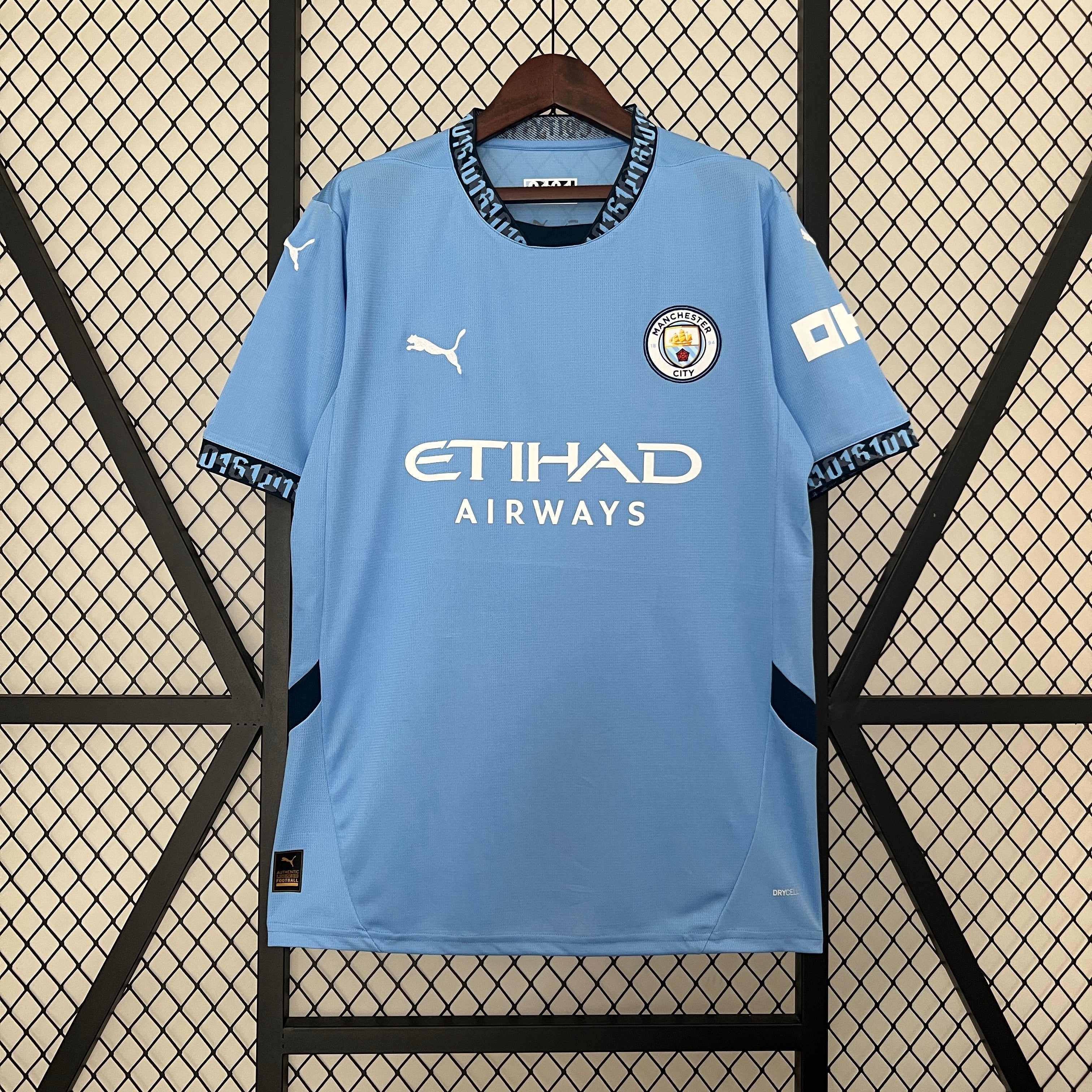 Manchester City Home 2024-25 - Stadium Kit