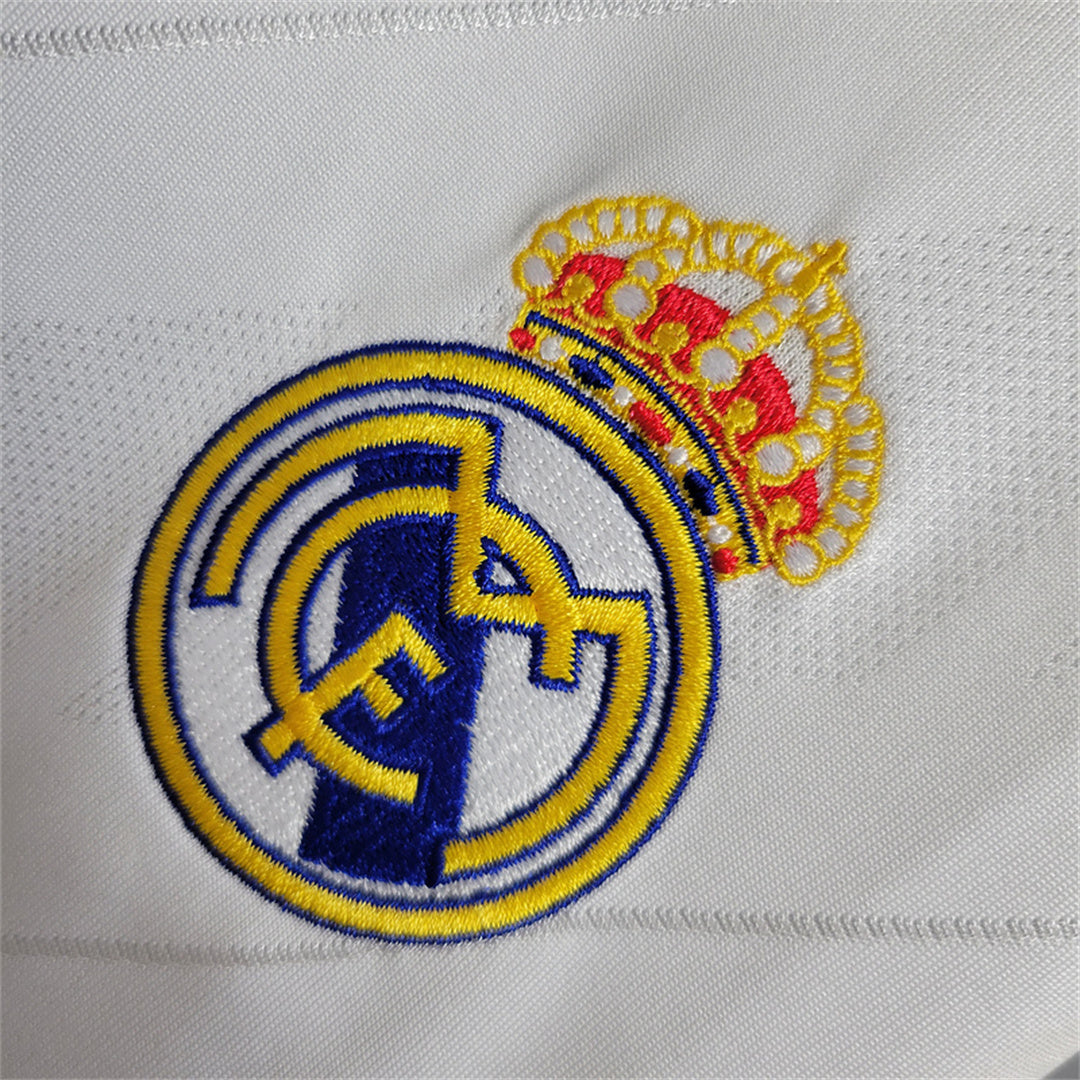Real Madrid Home 2017-18 Retro Shirt (Full Sleeves)