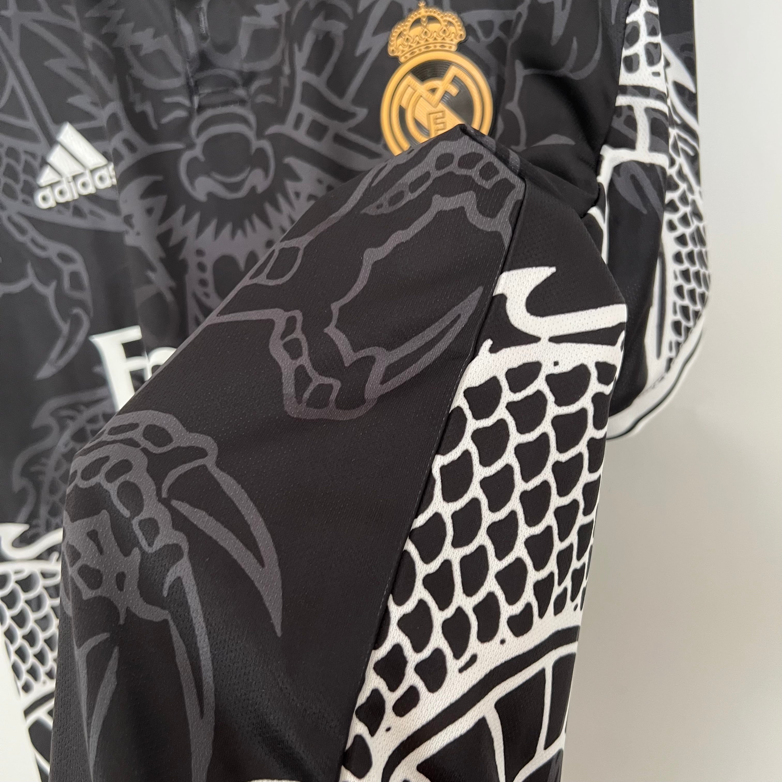 Real Madrid Black Dragon Concept - Stadium Kit
