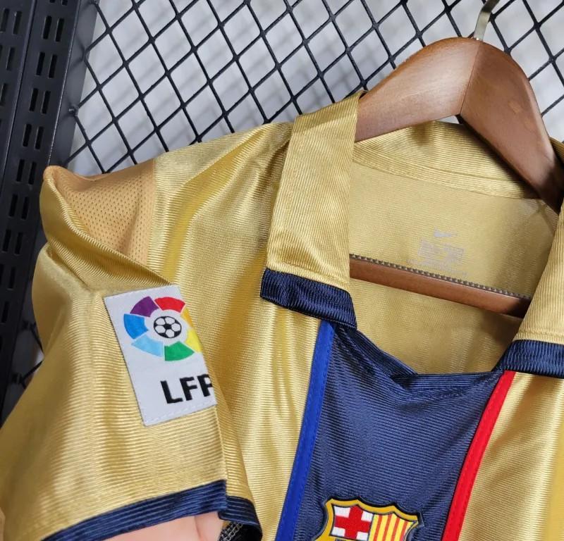 Barcelona 2001 Away - Retro Shirt
