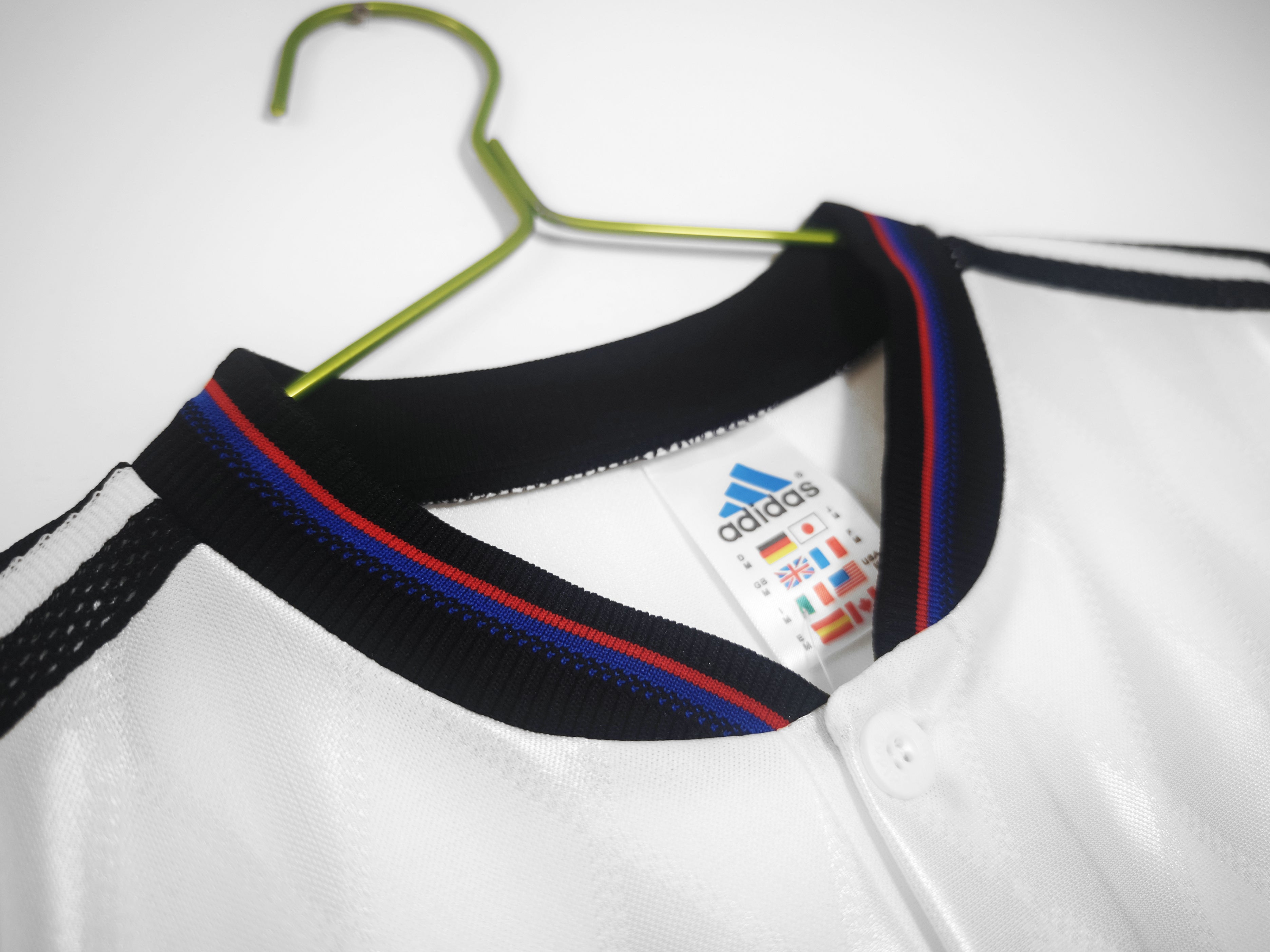 Bayern Munich Away 1996-98 - Retro Shirt