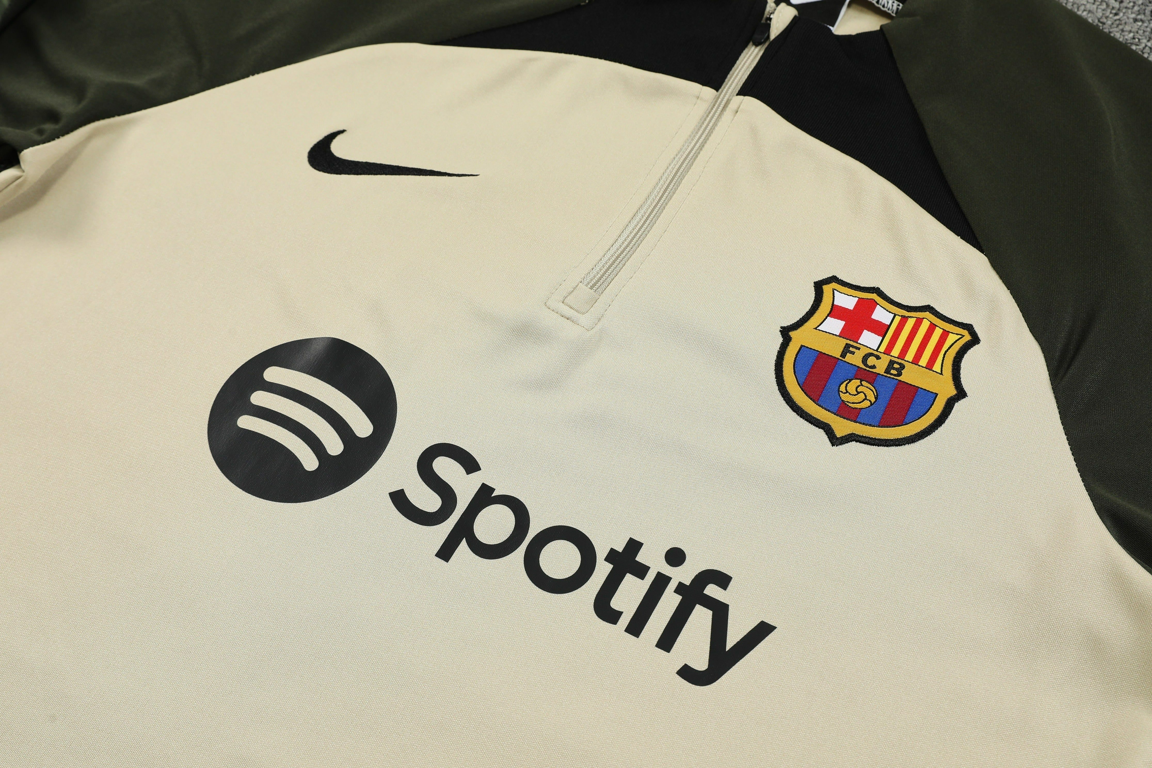 FC Barcelona - Training Suit (Olive Green)