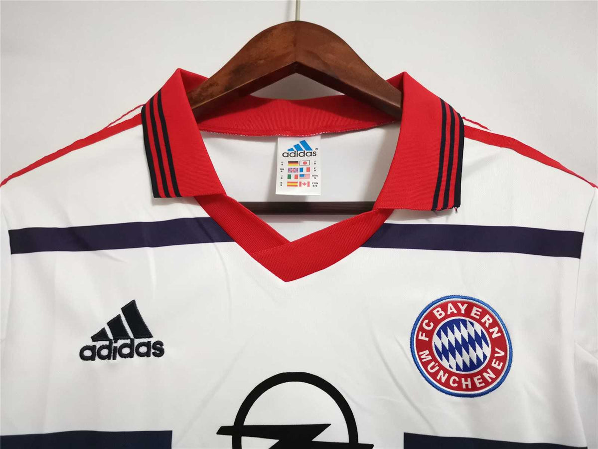 Bayern Munich Away 1999-01 - Retro Shirt