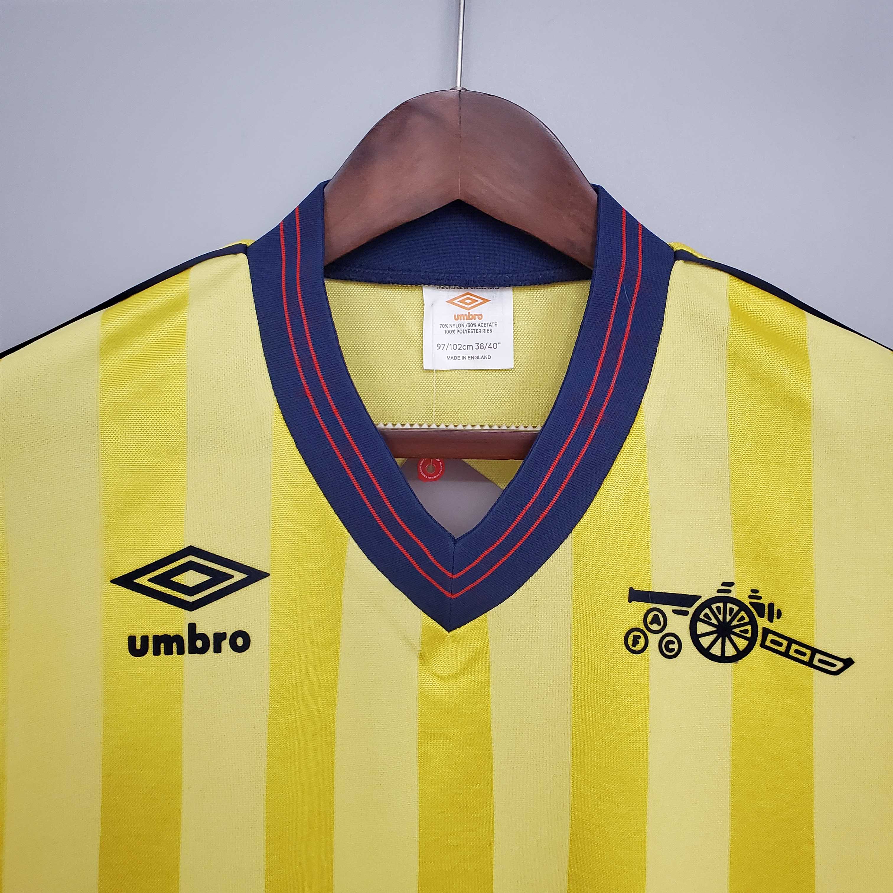 Gunners Away 1983-86 - Retro Shirt