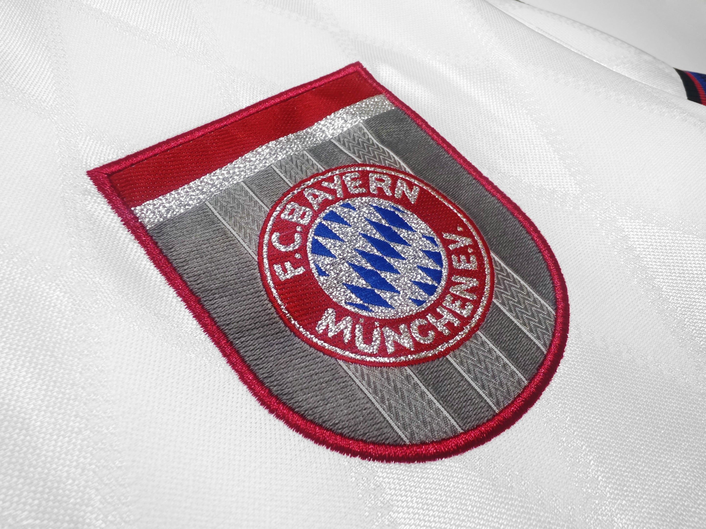 Bayern Munich Away 1996-98 - Retro Shirt