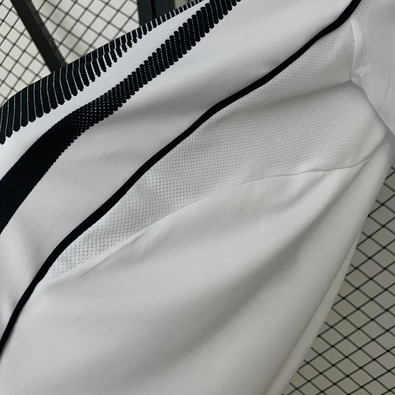 Juventus Home 2025-26 - Stadium Kit