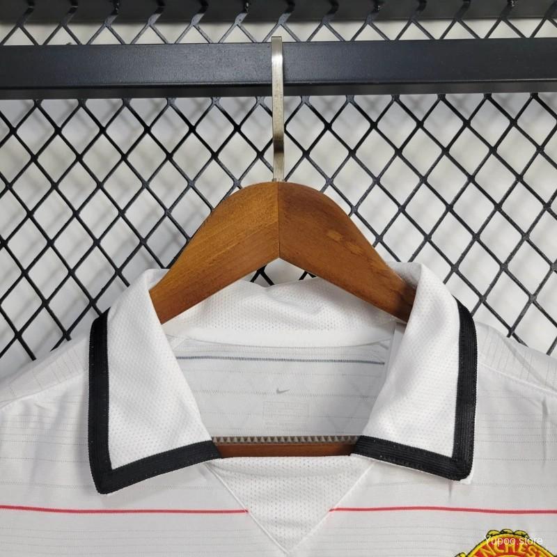 Manchester United 2005-06 Third - Retro Shirt