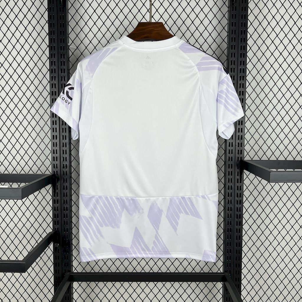 Manchester United Away 2025-26 - Stadium Kit