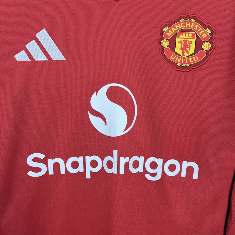 Manchester United Home 2025-26 - Stadium Kit