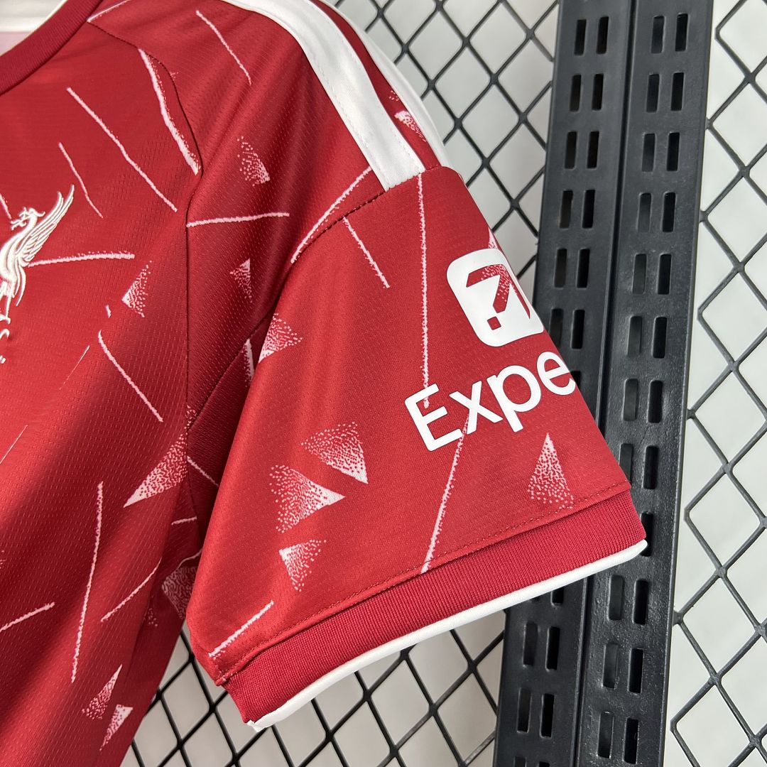 Liverpool Home 2026-27 - Stadium Kit
