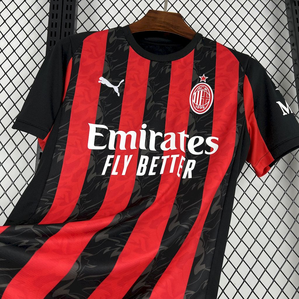 AC Milan Home 2025-26 - Stadium Kit