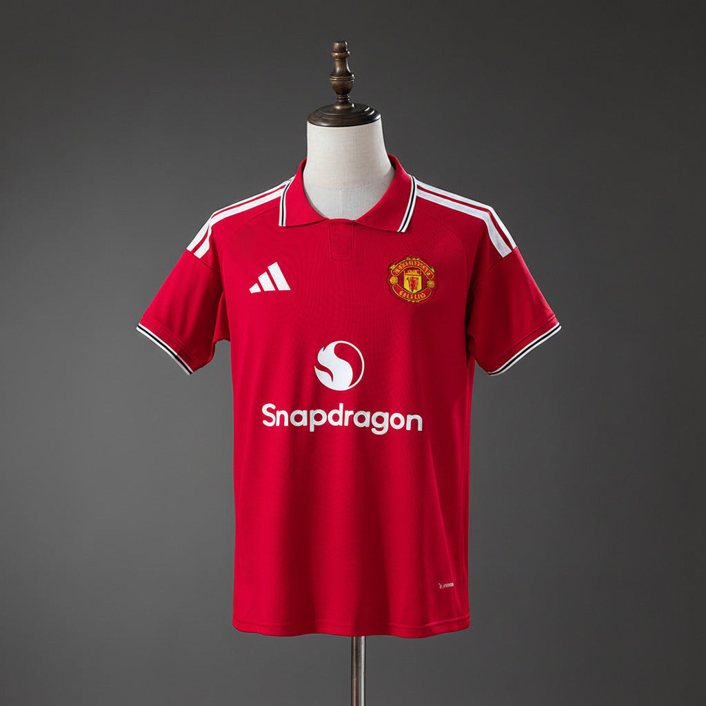 Manchester United Home 2026-27 - Stadium Kit