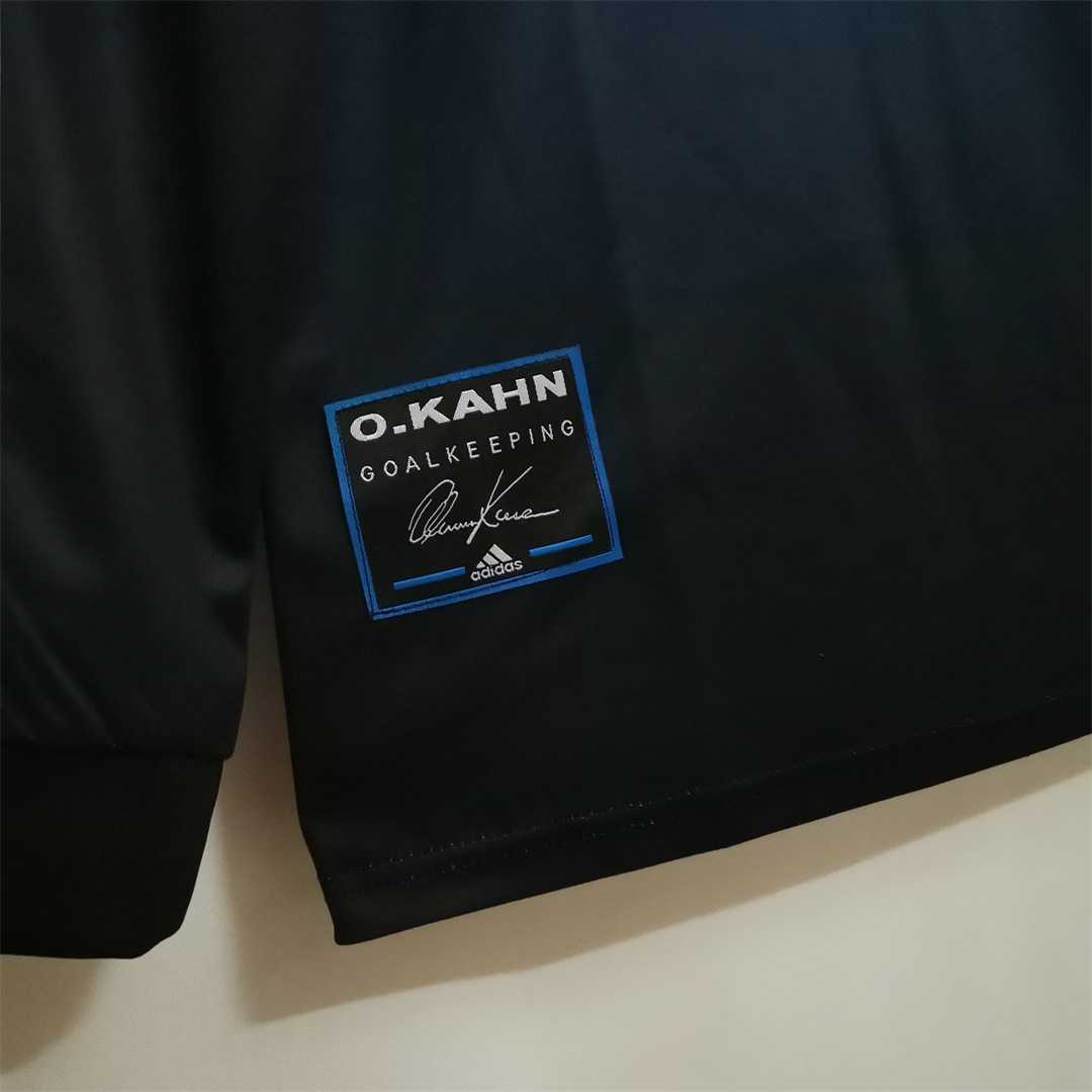 Oliver Kahn's Germany Goalkeeper kit 2002 - Retro Shirt