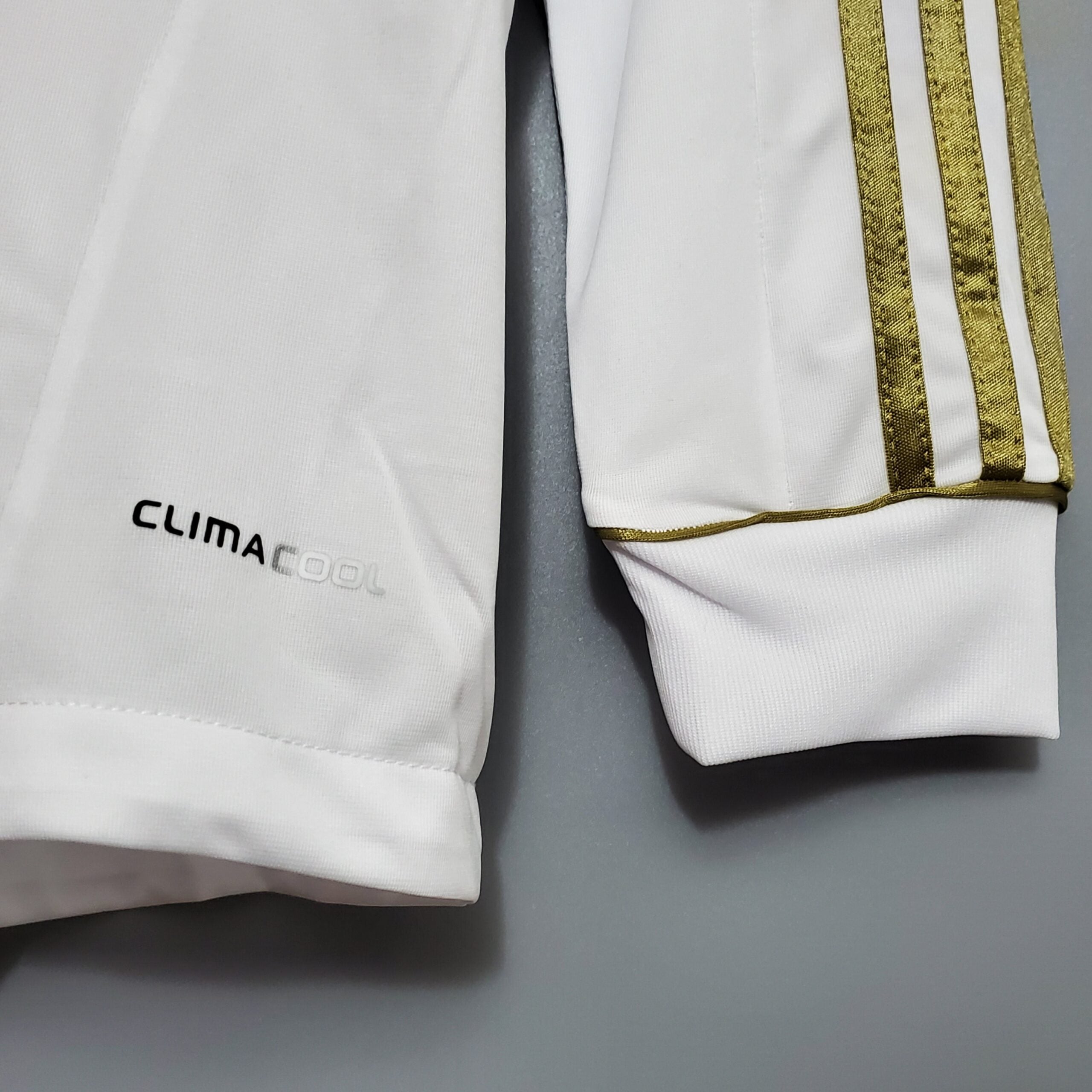 Real Madrid Home 2011-12 - Retro Shirt (Full Sleeves)