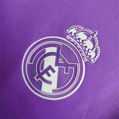 Real Madrid 2016-17 Away - Retro Shirt