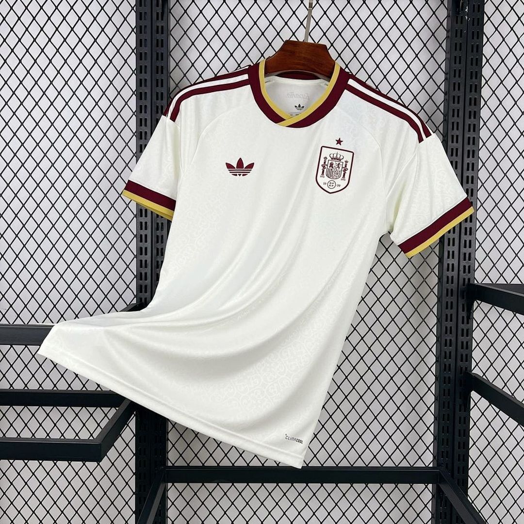 Spain Away 2026 - Stadium Kit