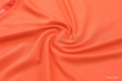 Manchester United Training - Stadium Kit (Orange)