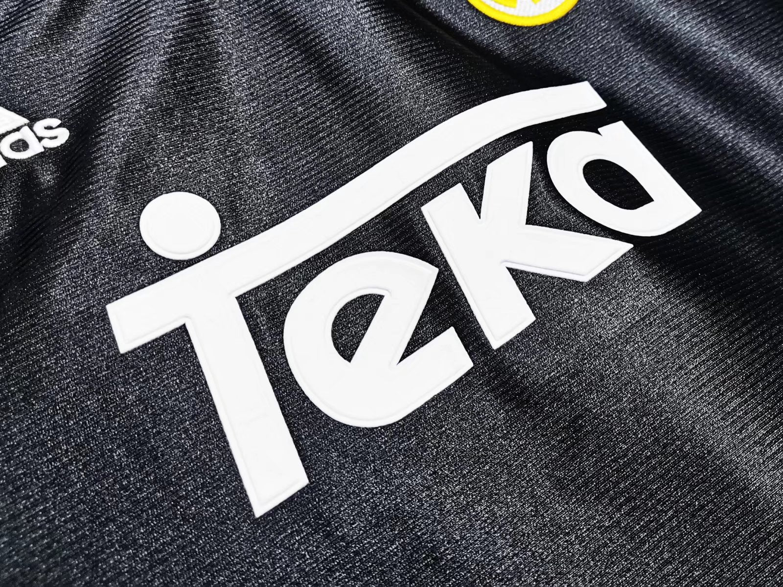 Real Madrid Away 1998-00 - Retro Shirt