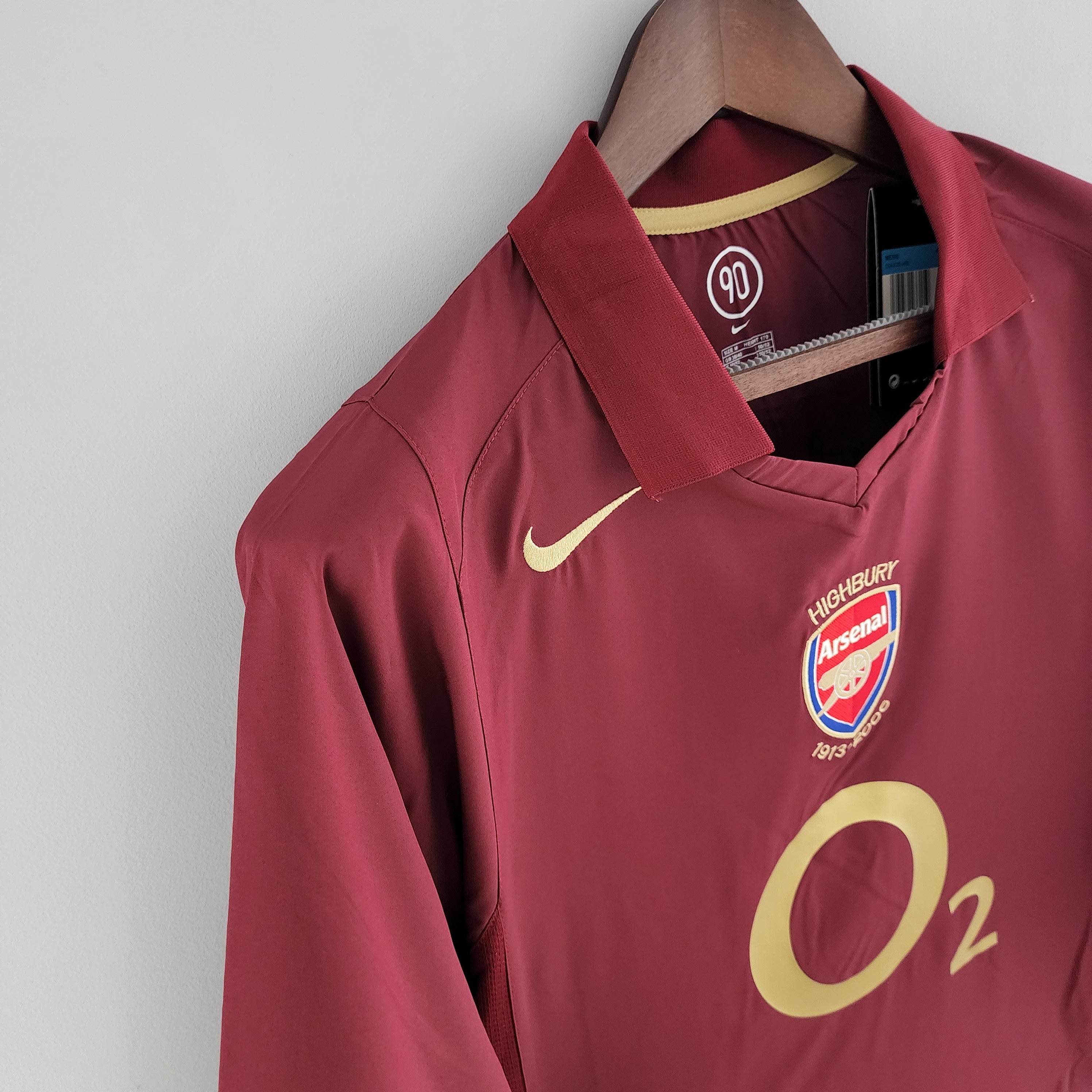 Arsenal Home 2005-06 - Retro Shirt (Full sleeves)