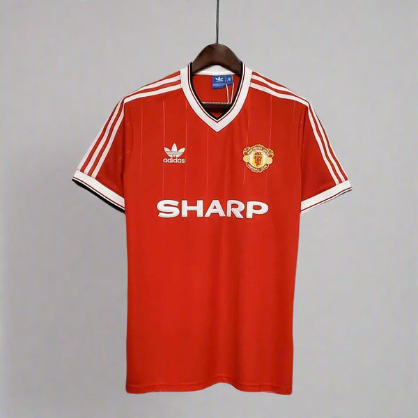 Manchester United 1983-84 Home - Retro