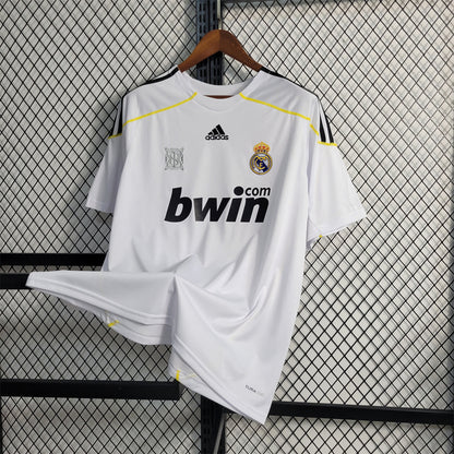 Real Madrid Home 2009-10 - Retro Shirt