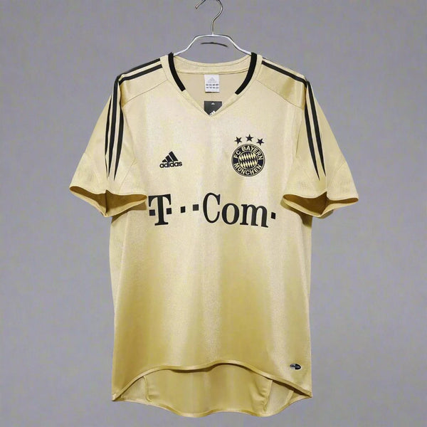 Bayern Munich Away 2004-05 - Retro Shirt