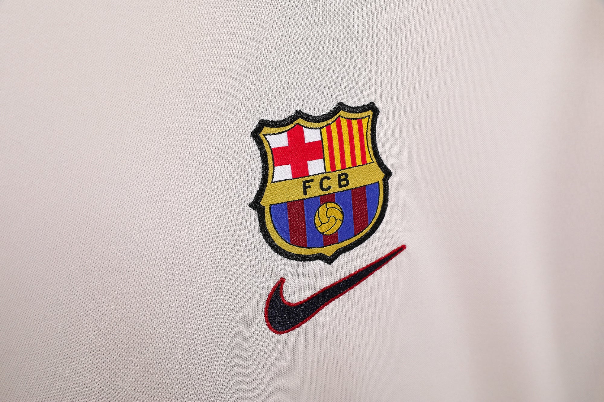 Barcelona 1998-99 Away - Retro Shirt