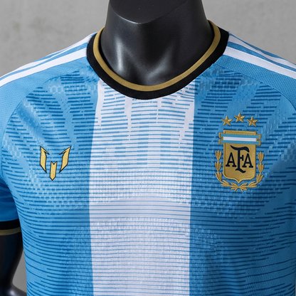 Chest and collar close-up